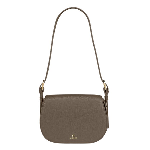 IVY M